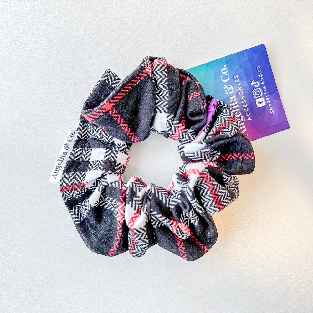 Holiday Scrunchie  | Handmade by Angelita & Co