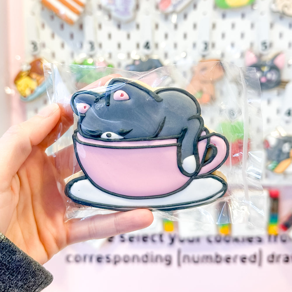 Cat Cup | Single Decorated Cookie