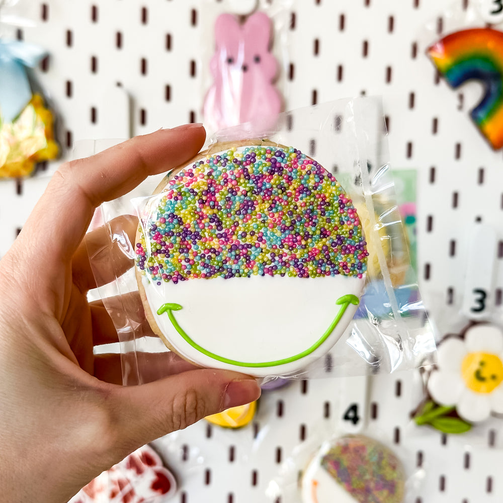 Smile Pill [Birthday] – Humorous Themed Cookie