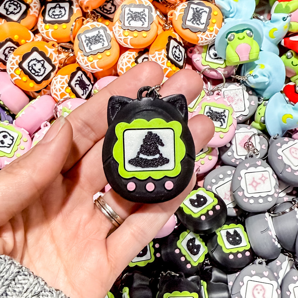 Fidget Clicker Keychain [Black Cat] Spooky Tamagotchi