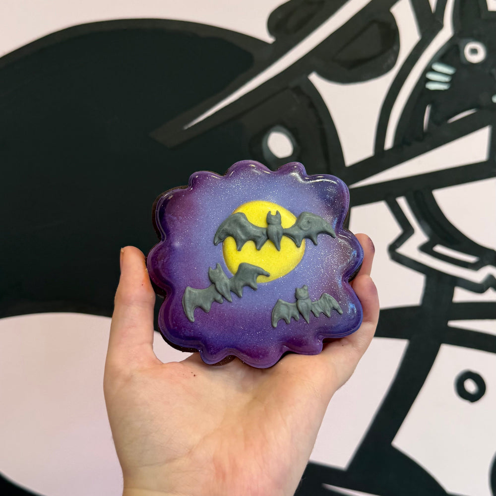 Halloween Series [Chocolate] Bat Sky – Themed Cookie